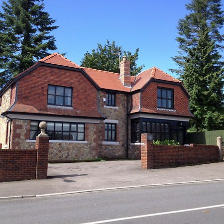 Ty Mynydd Lodge Cardiff Exterior foto